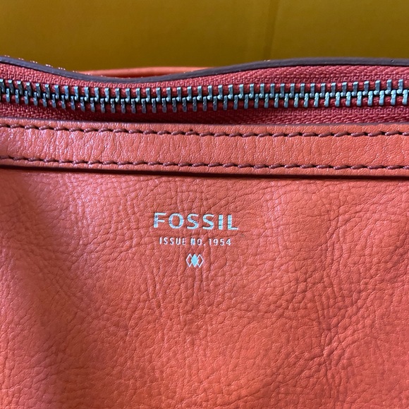 Fossil Handbag - Picture 3 of 11